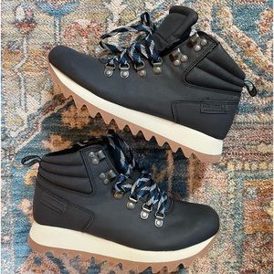 Merrell Alpine Hiker Boot